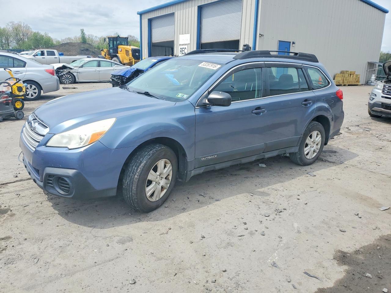 2013 SUBARU Outback