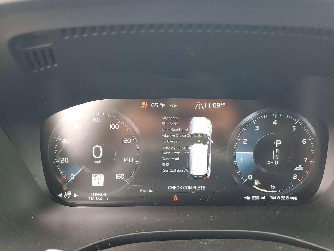 2019 VOLVO XC60