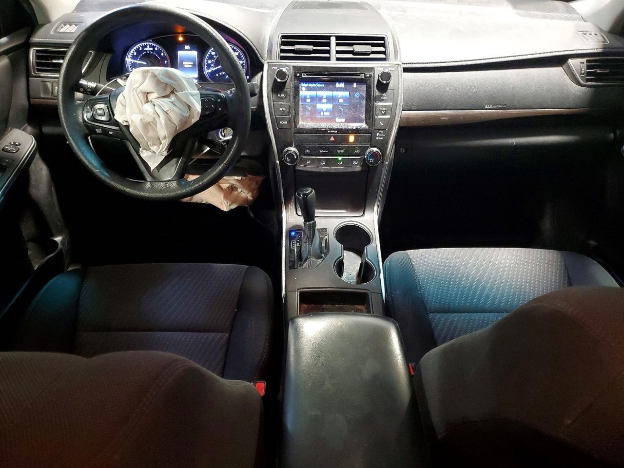 2016 TOYOTA CAMRY