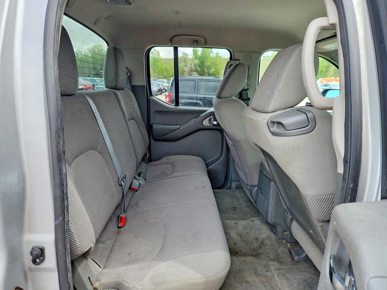 2012 NISSAN Frontier