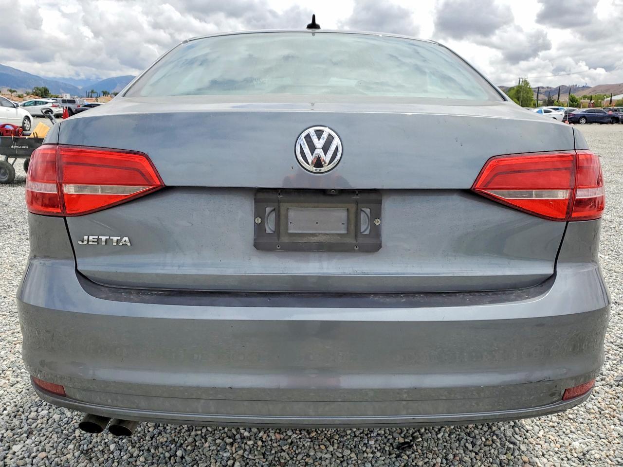2015 VOLKSWAGEN JETTA