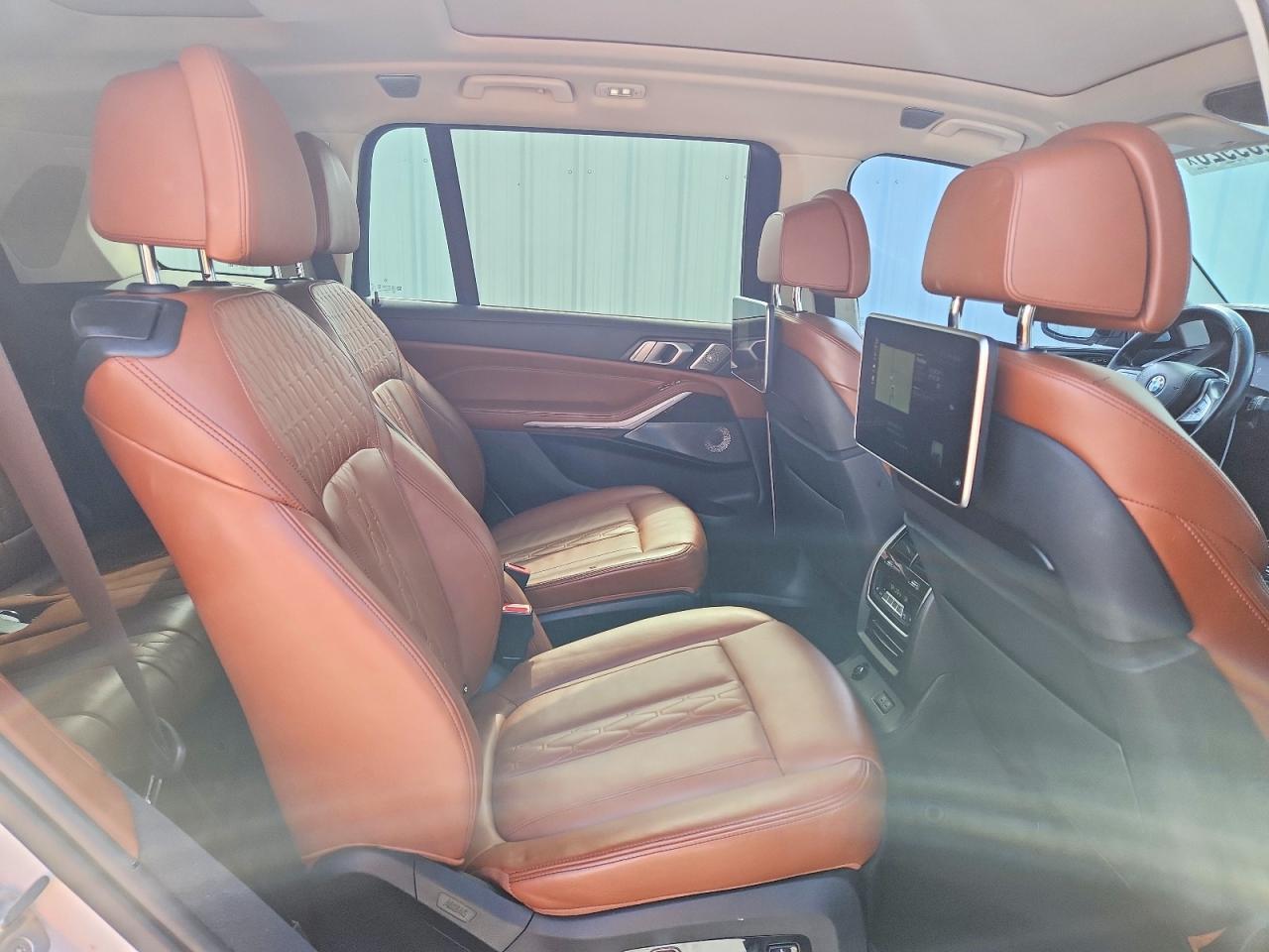 2019 BMW X7