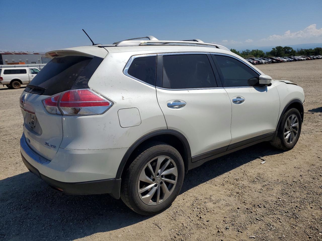 2015 NISSAN ROGUE