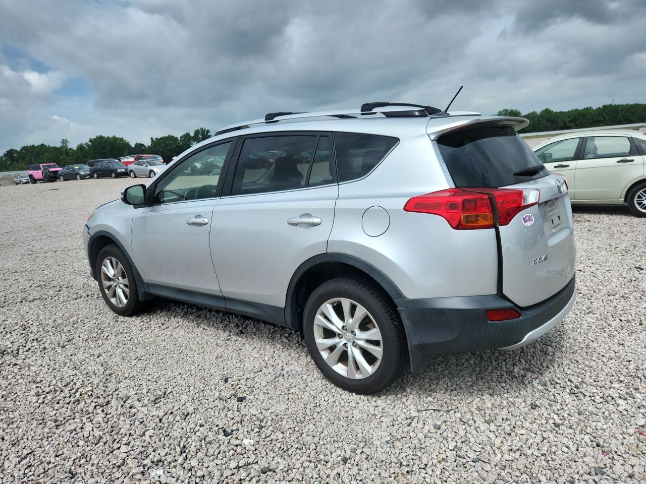 2015 TOYOTA RAV4