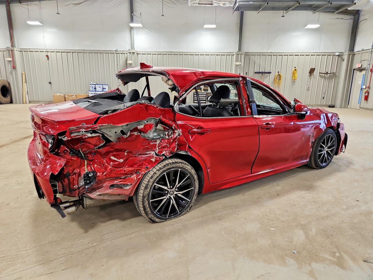 2024 TOYOTA CAMRY