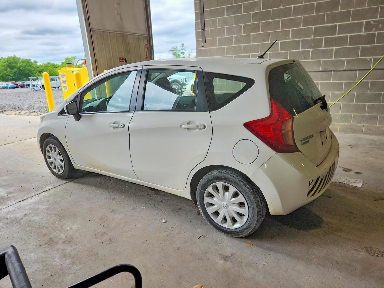 2015 NISSAN Versa Note