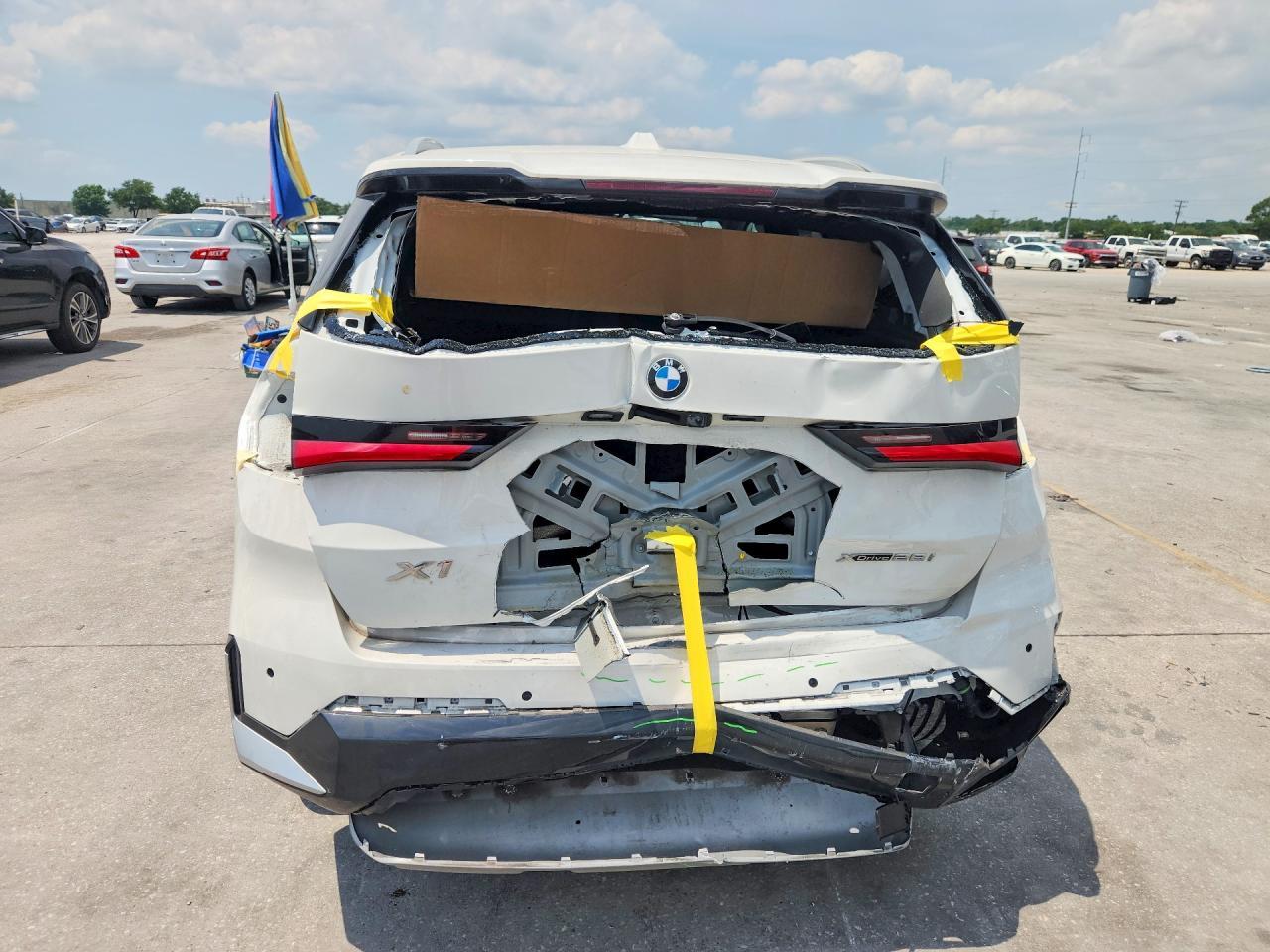 2025 BMW X1