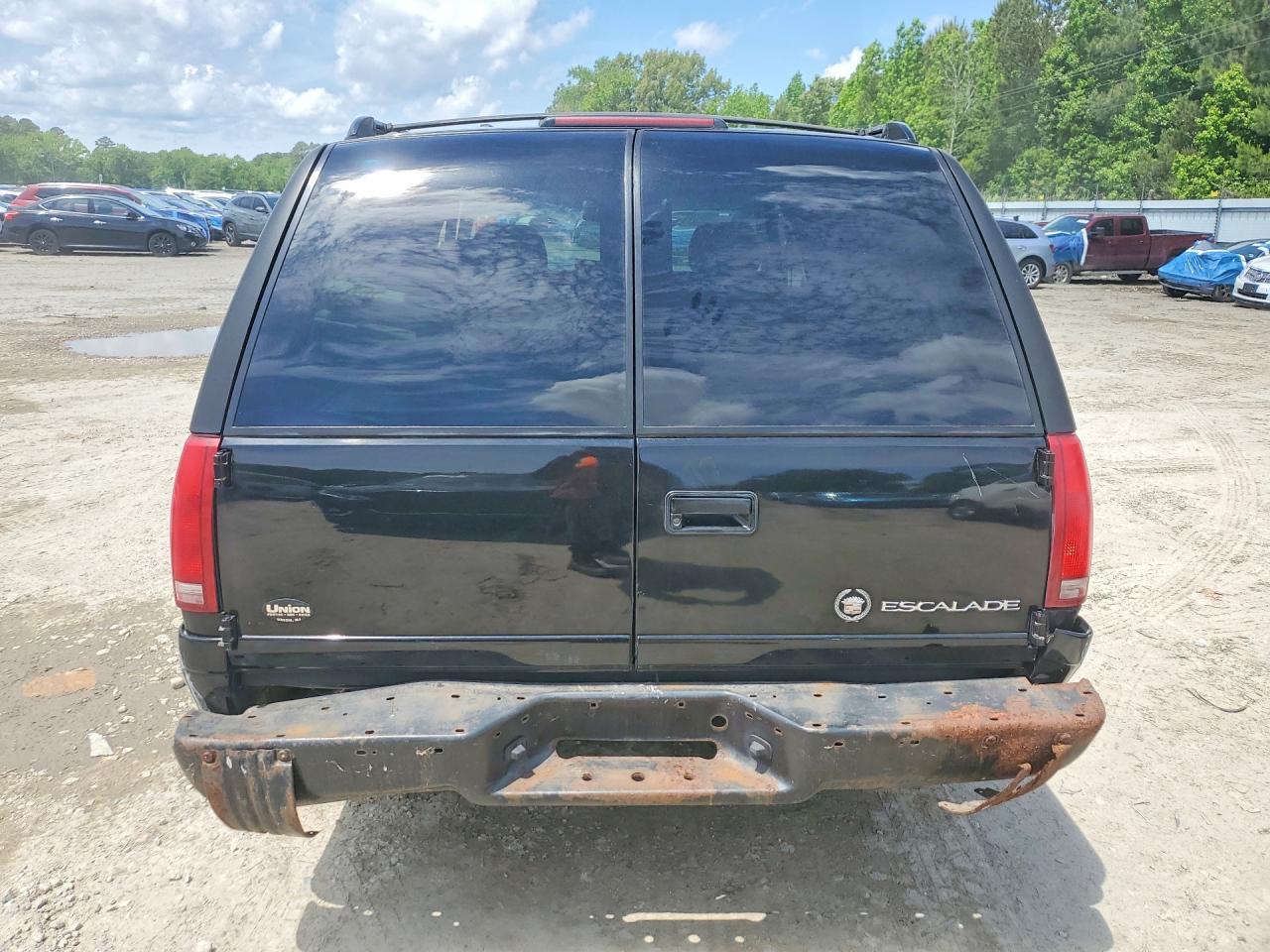 2000 CADILLAC ESCALADE