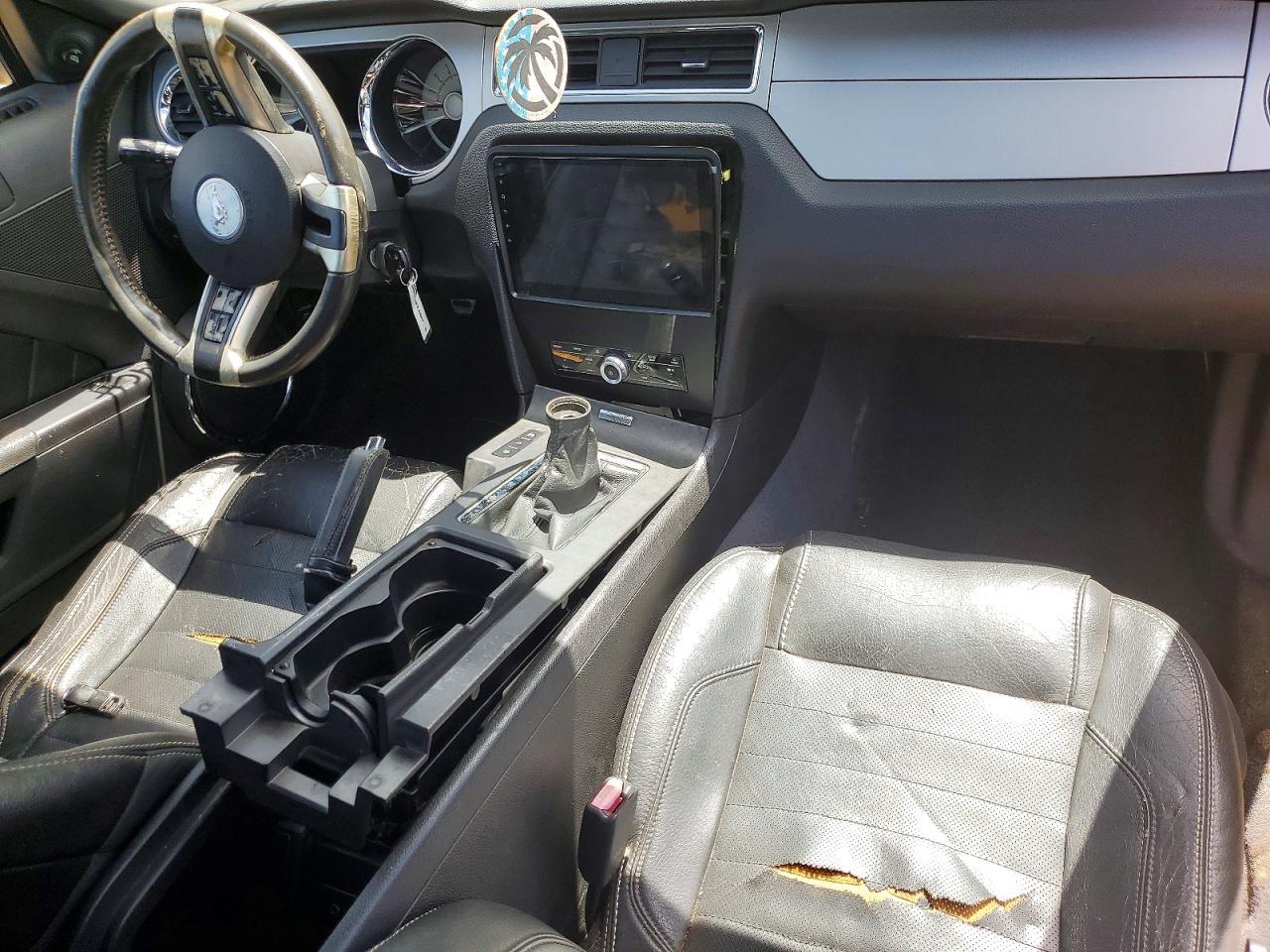 2010 FORD MUSTANG