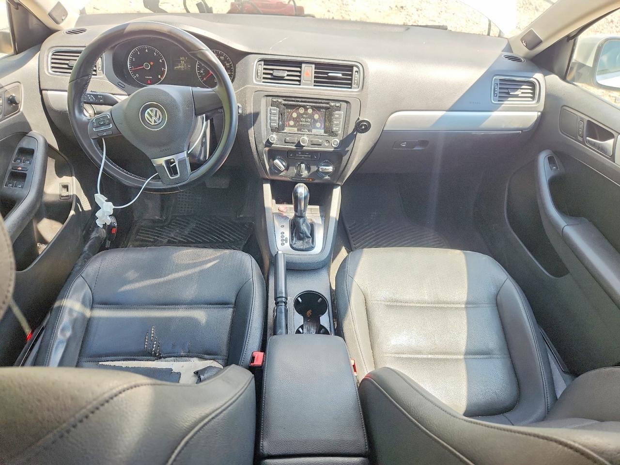 2012 VOLKSWAGEN JETTA
