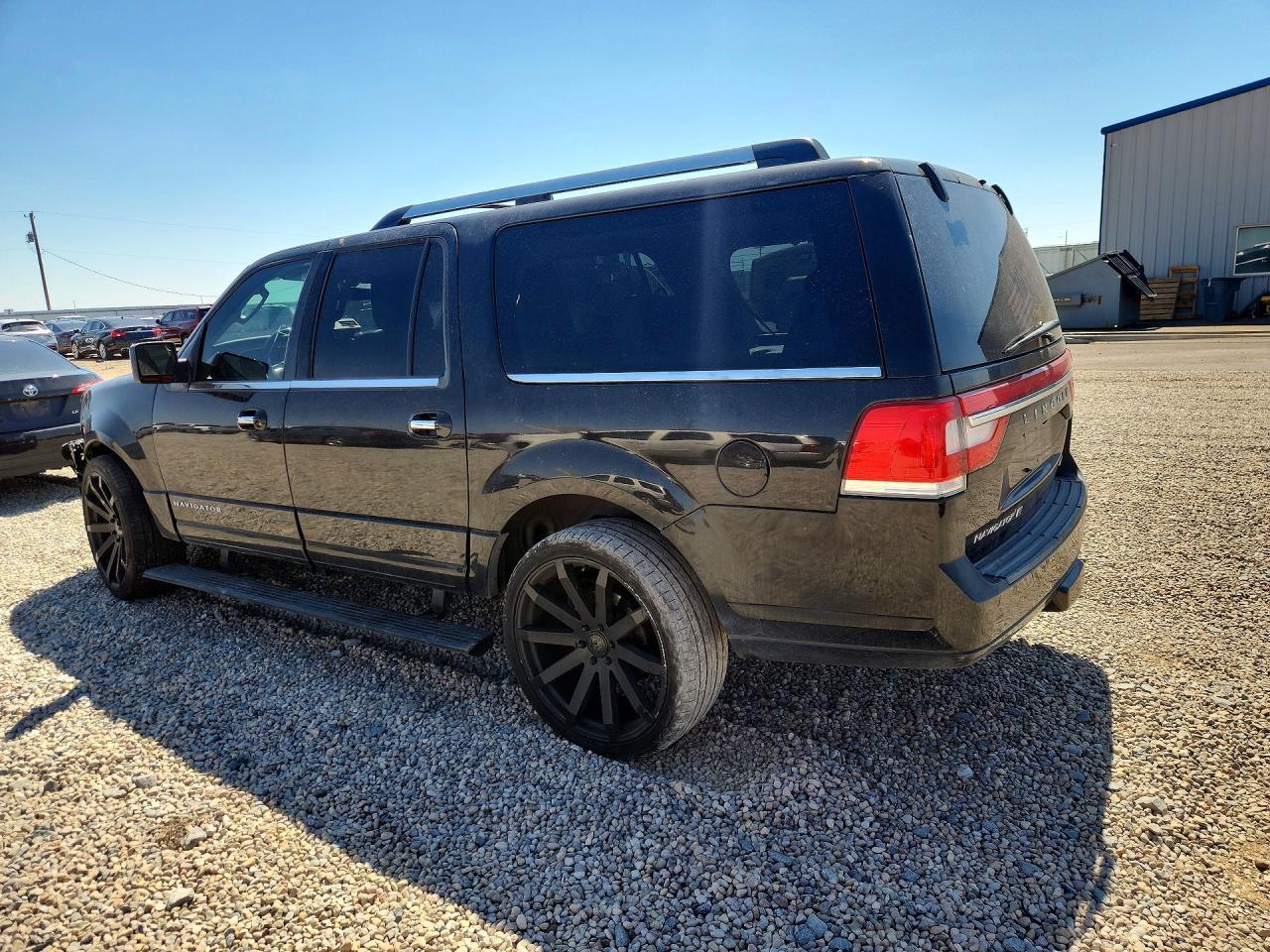 2015 LINCOLN Navigator