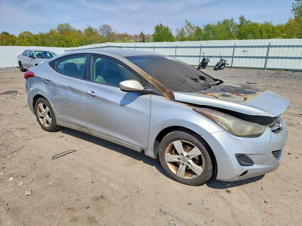 2011 HYUNDAI ELANTRA