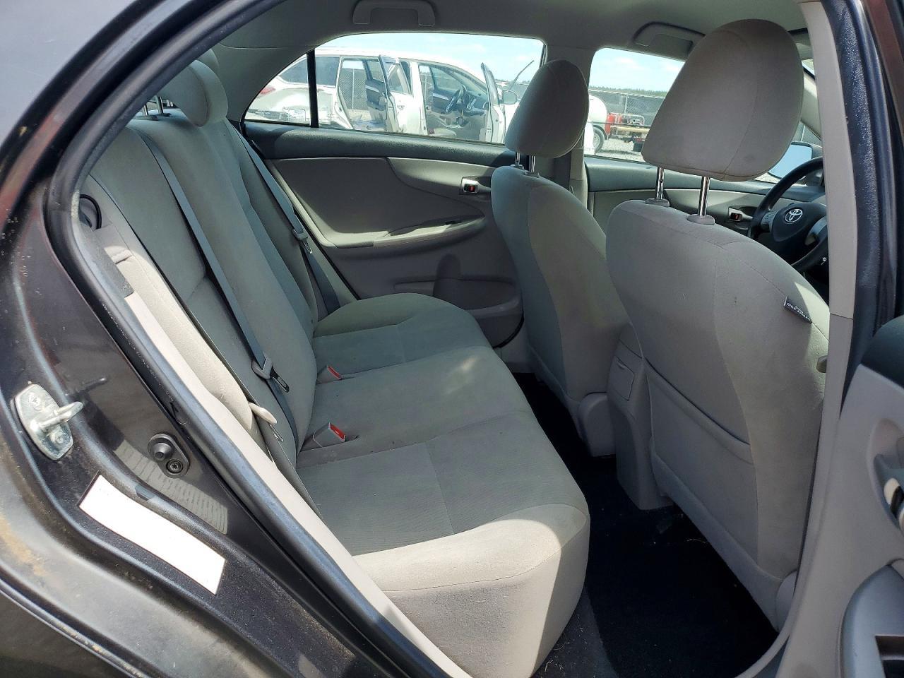 2012 TOYOTA COROLLA