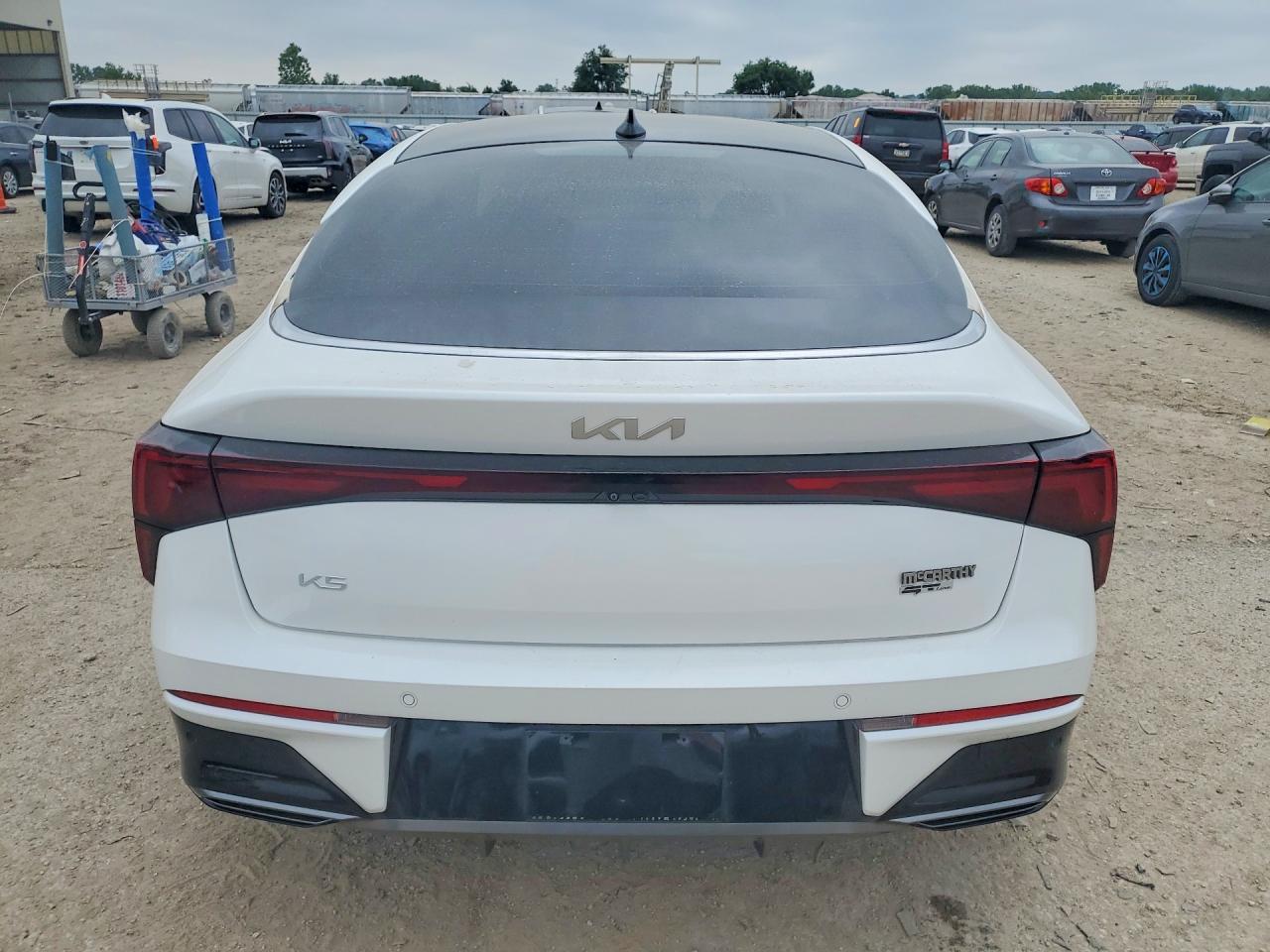 2025 KIA K5