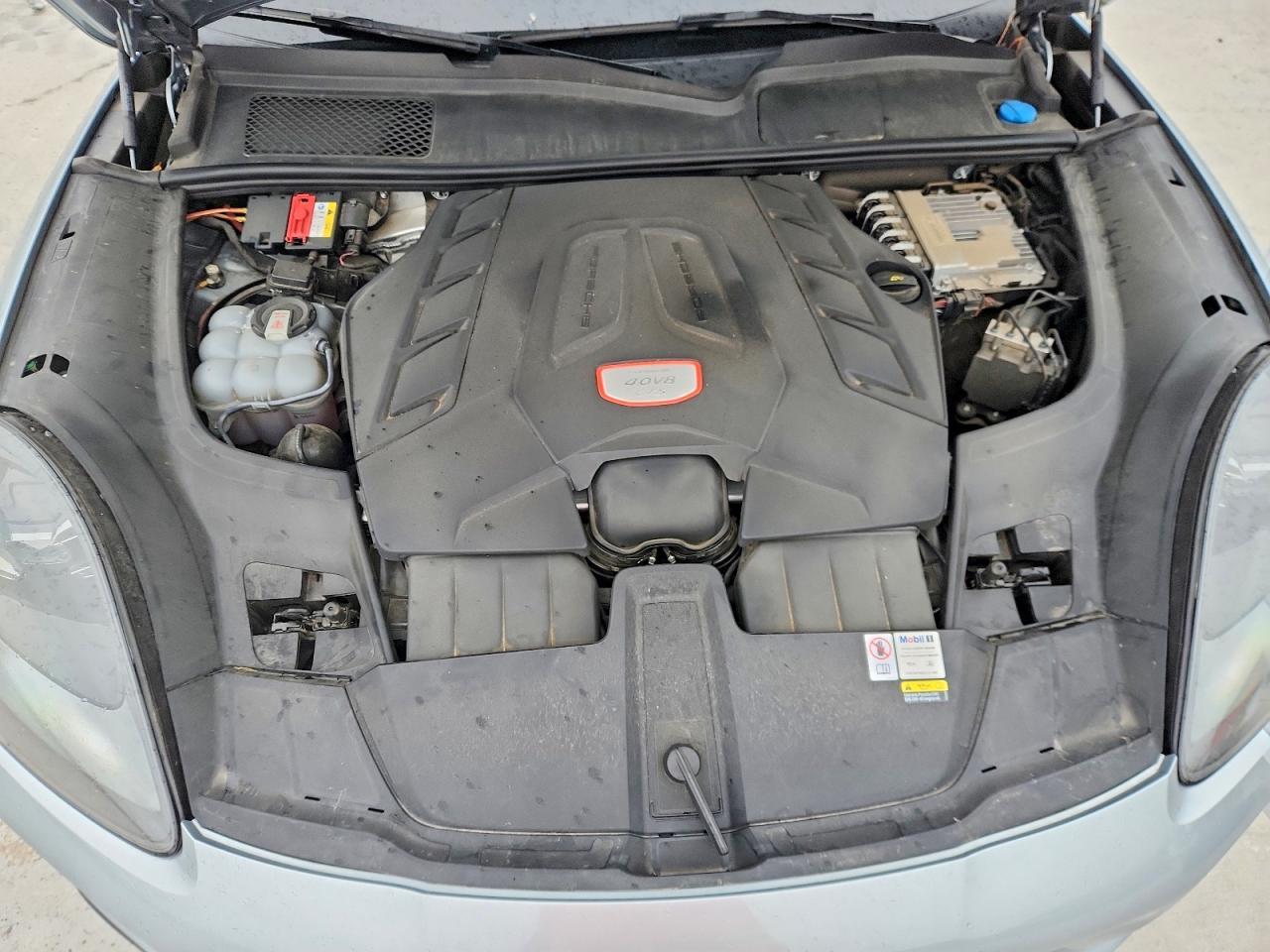 2023 PORSCHE CAYENNE