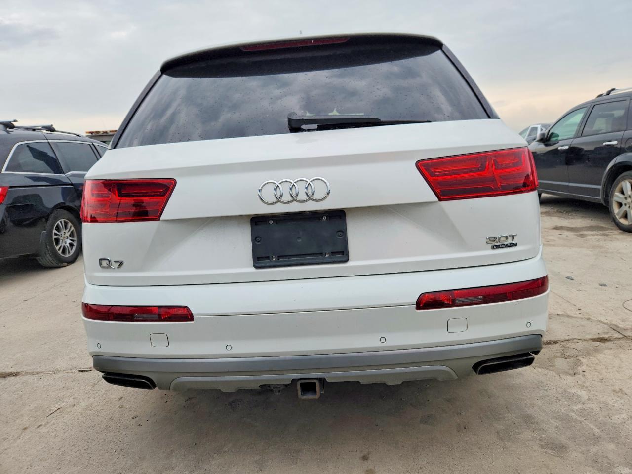 2017 AUDI Q7