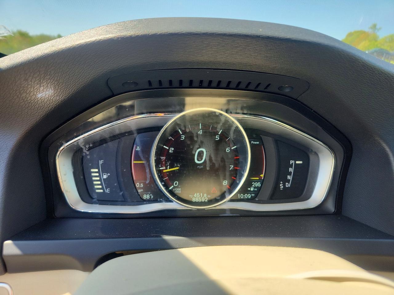 2015 VOLVO S60