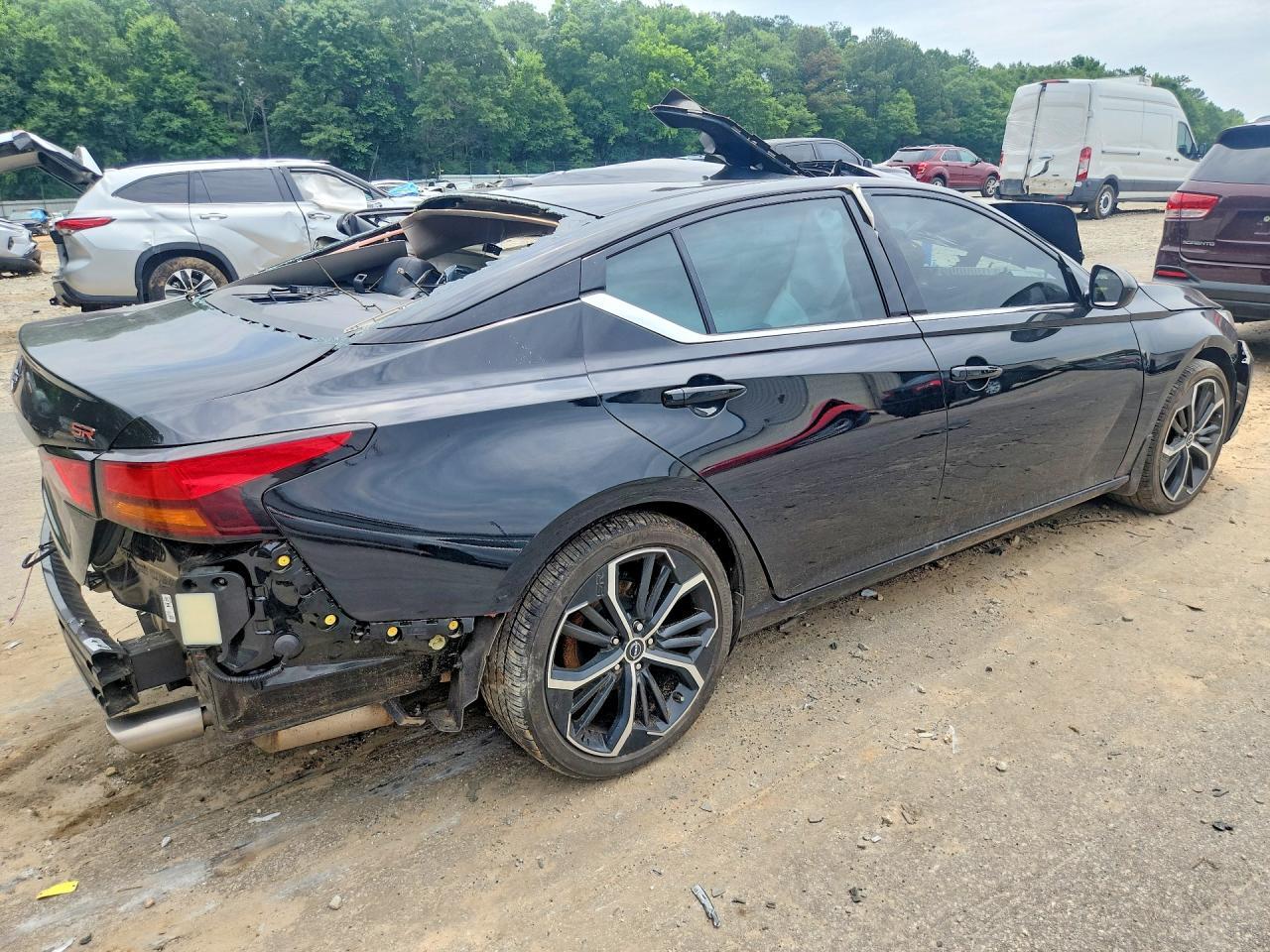 2024 NISSAN ALTIMA