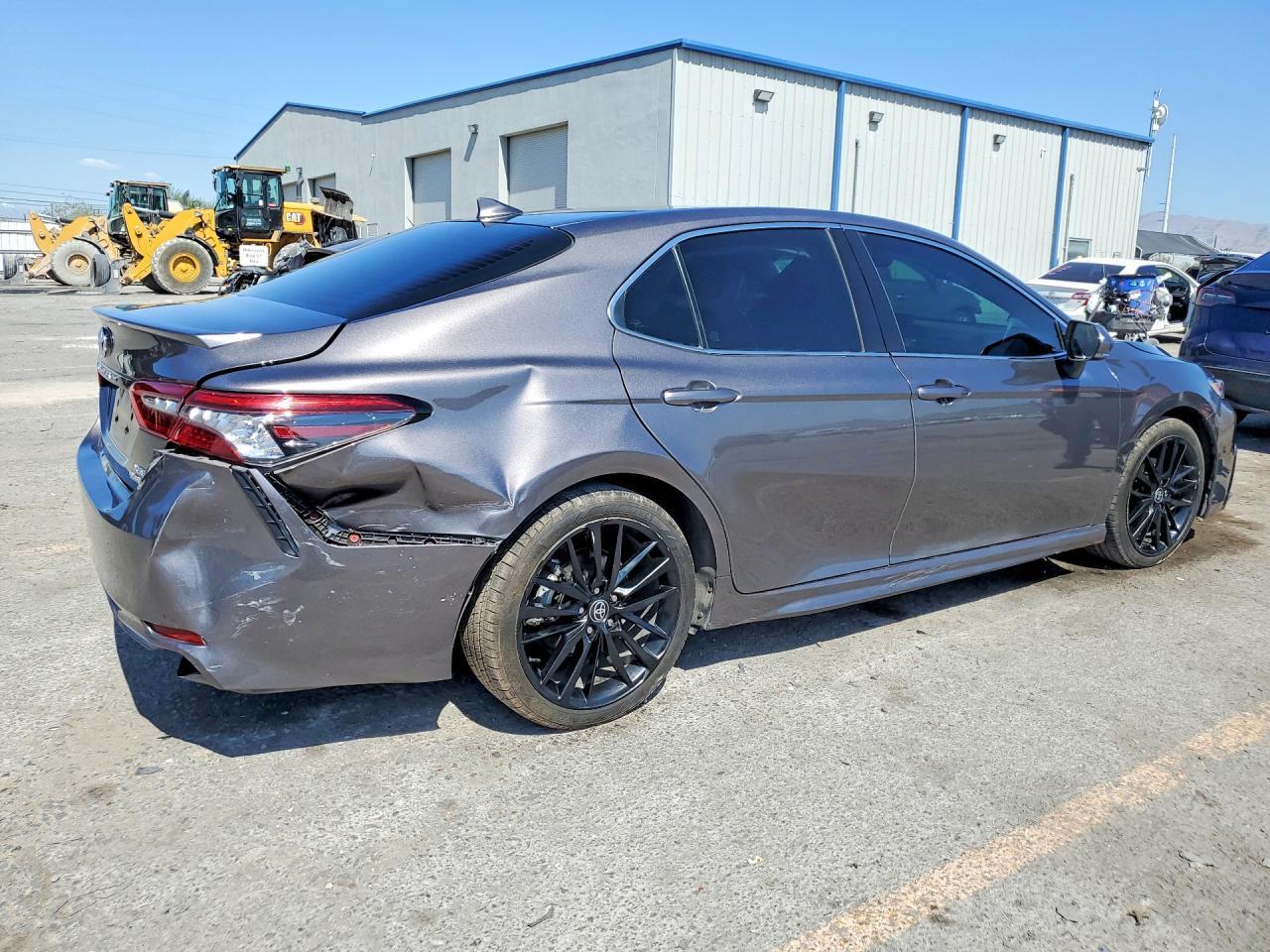 2023 TOYOTA CAMRY