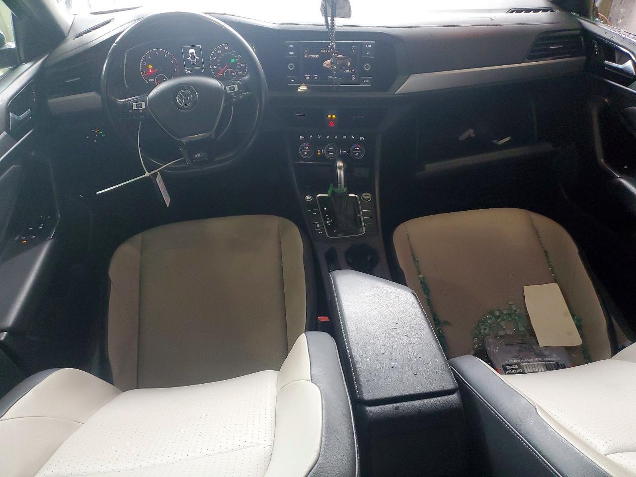 2019 VOLKSWAGEN JETTA