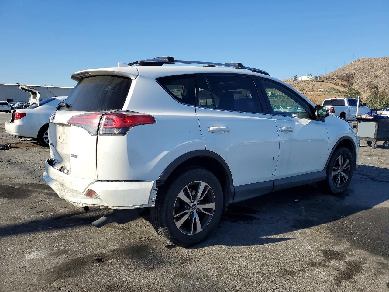 2016 TOYOTA RAV4