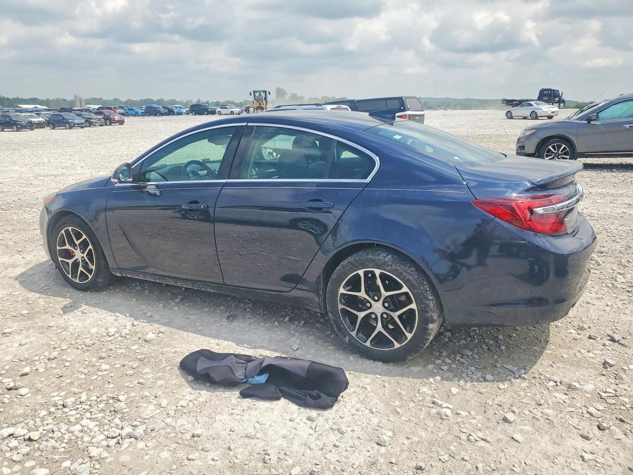 2017 BUICK Regal