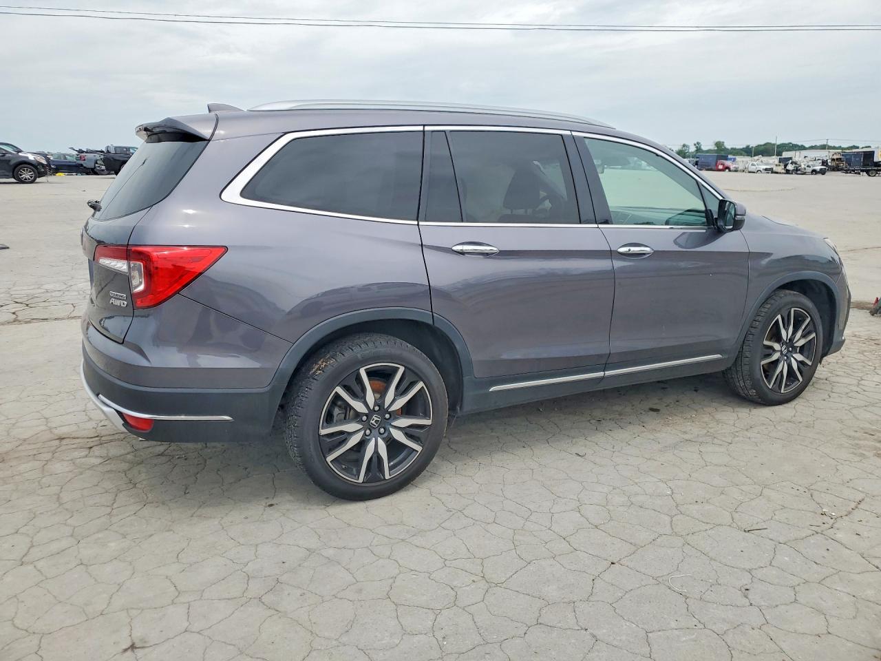 2019 HONDA PILOT