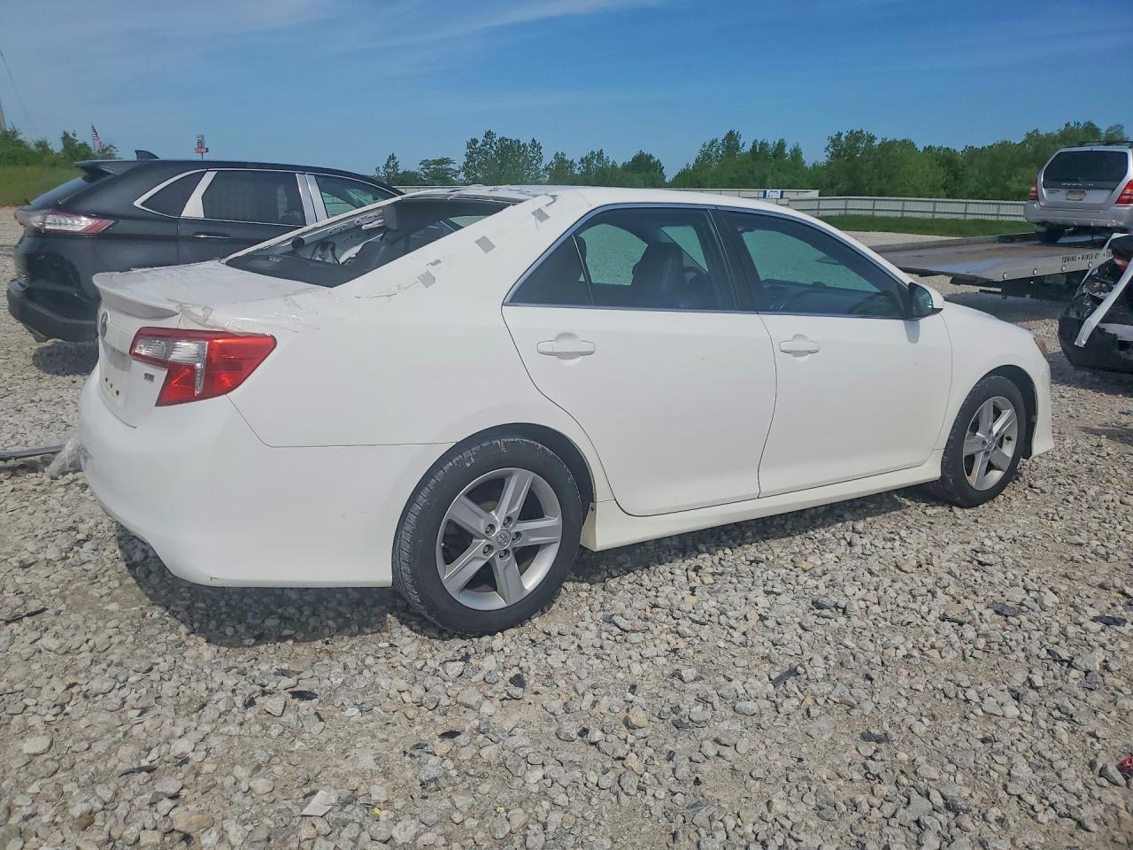 2013 TOYOTA CAMRY
