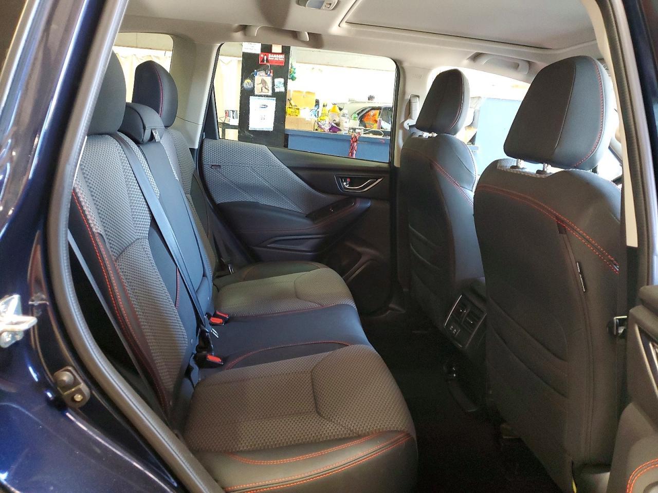 2022 SUBARU FORESTER