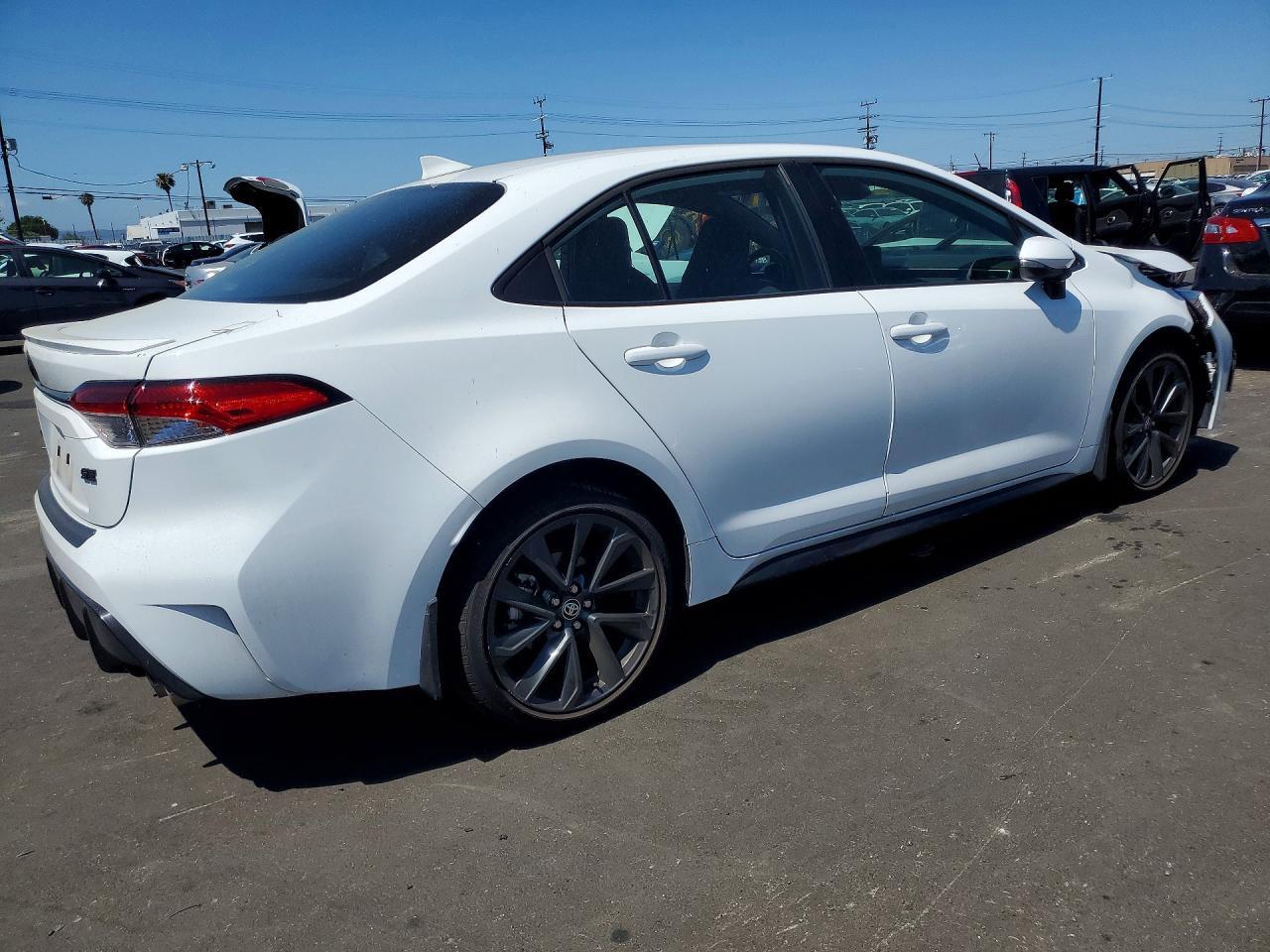 2025 TOYOTA COROLLA