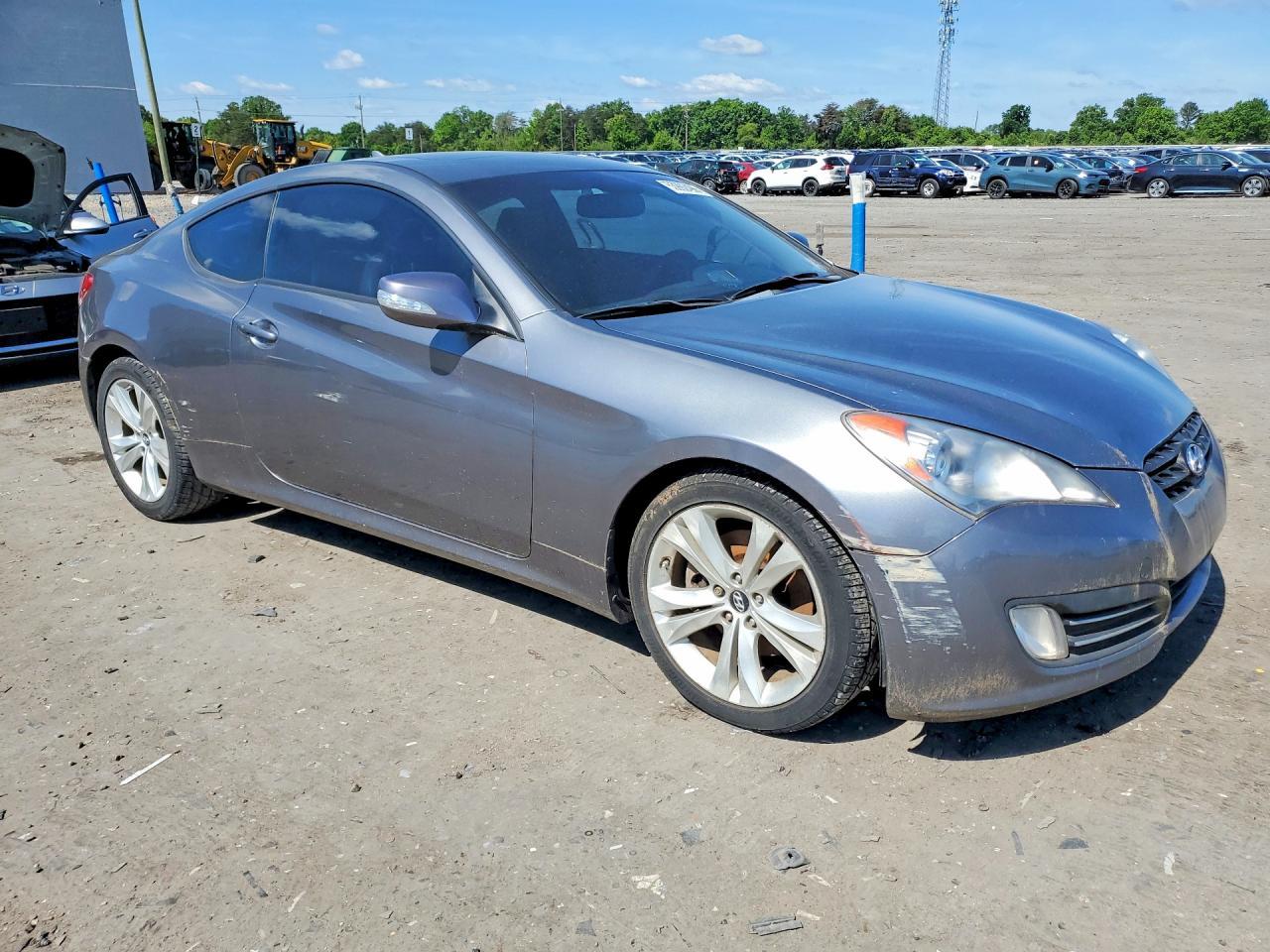 2010 HYUNDAI GENESIS