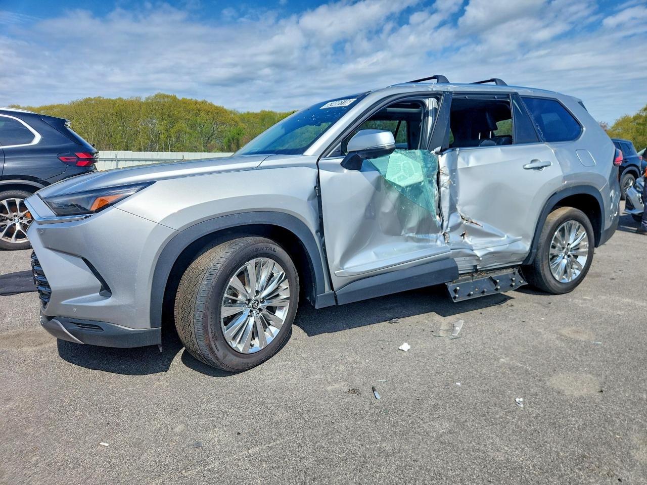 2024 TOYOTA HIGHLANDER