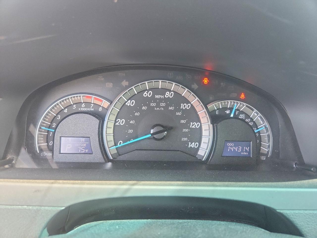 2014 TOYOTA CAMRY
