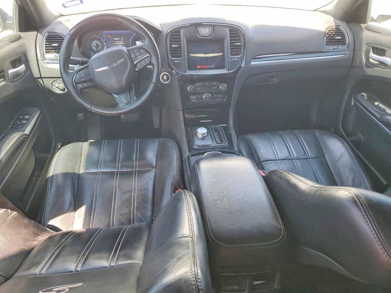 2018 CHRYSLER 300