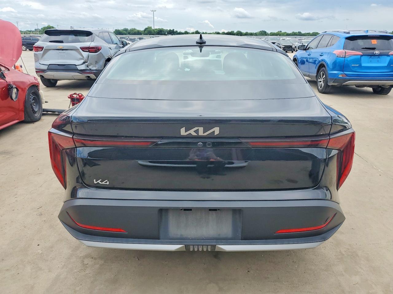 2025 KIA K4