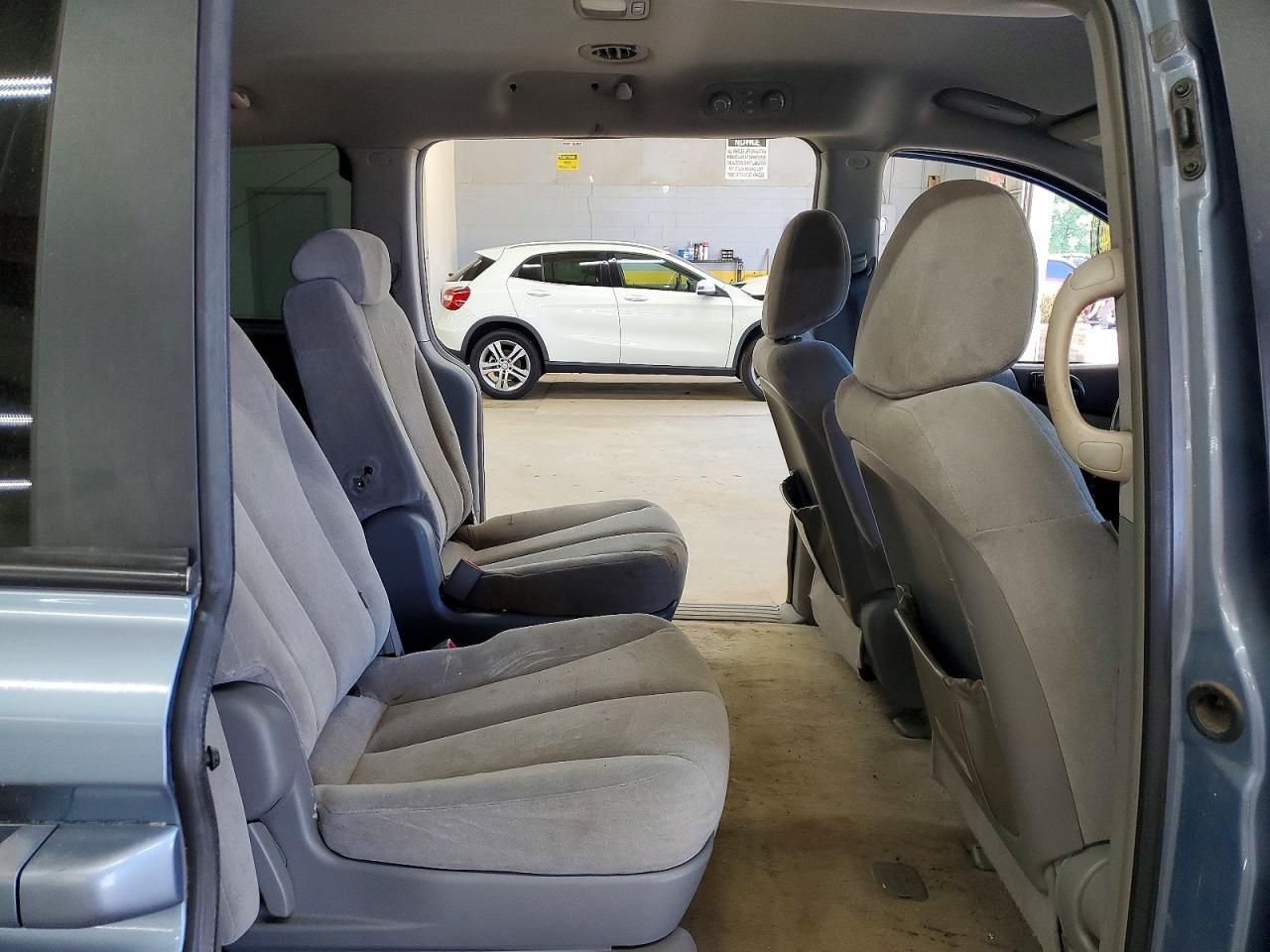2006 KIA SEDONA