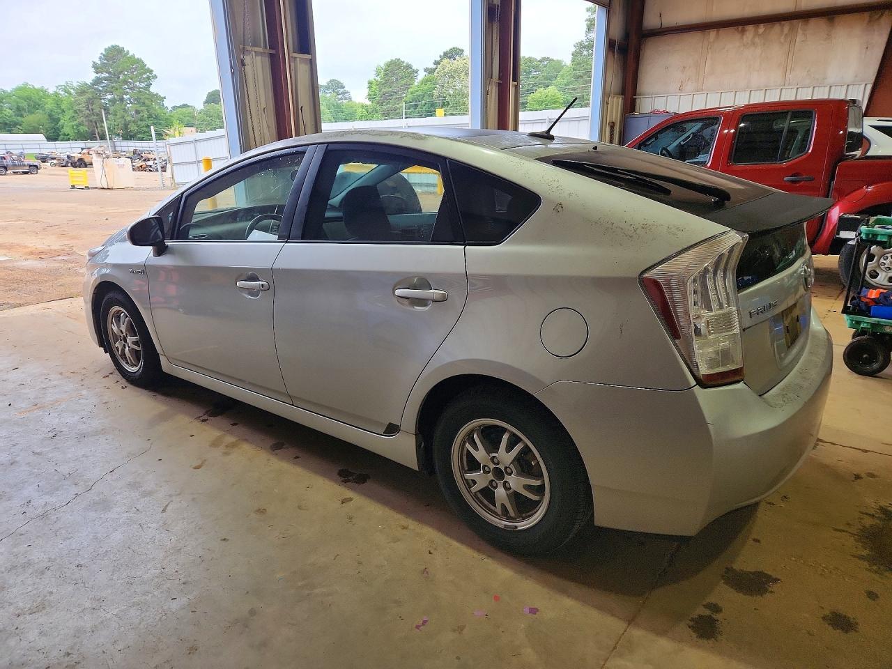 2010 TOYOTA PRIUS