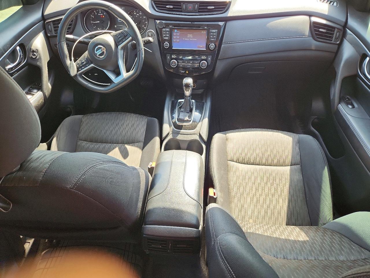 2017 NISSAN ROGUE