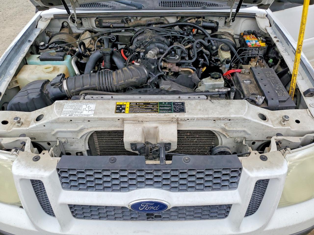 2004 FORD Explorer Sport Trac