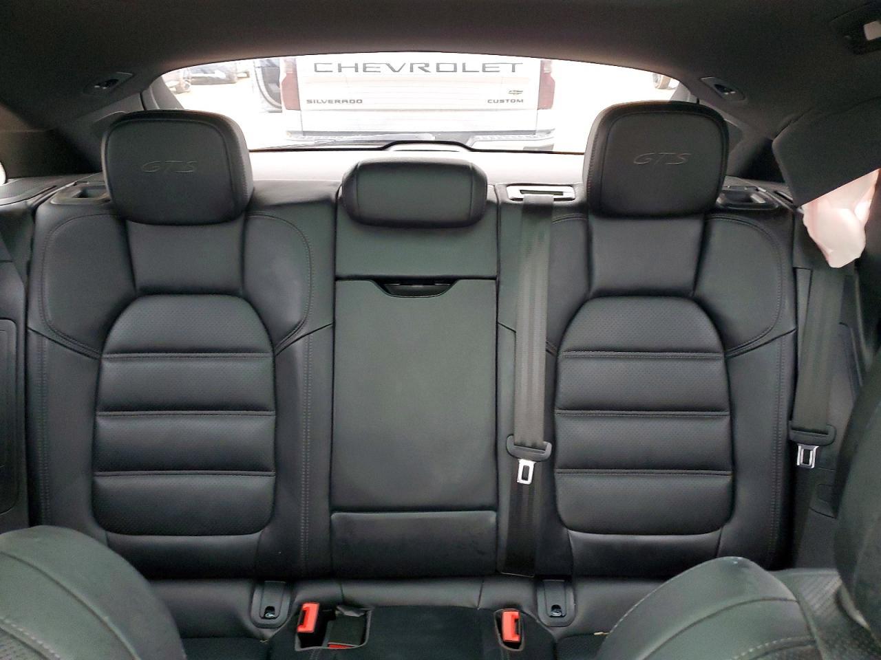2021 PORSCHE Macan