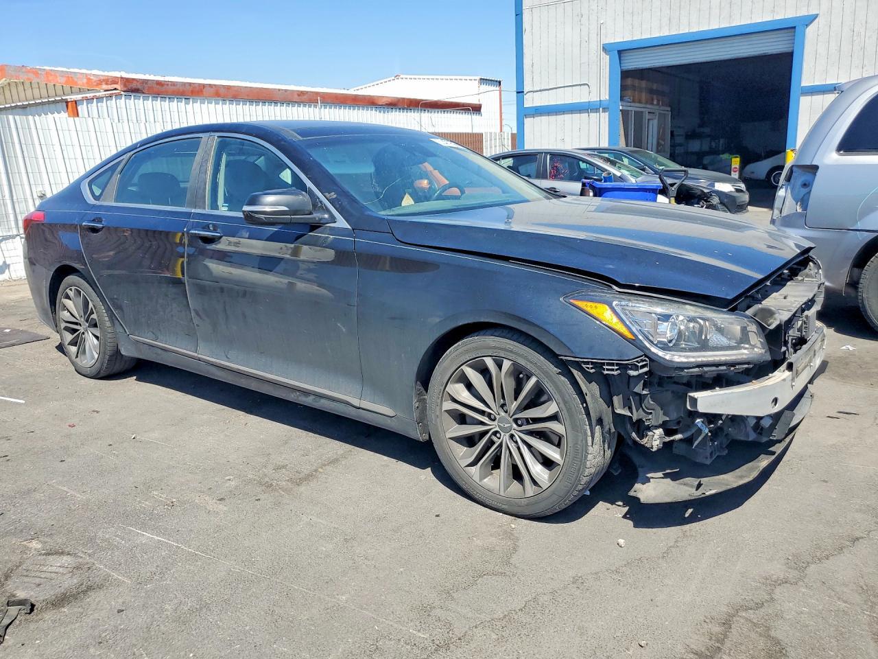 2016 HYUNDAI GENESIS