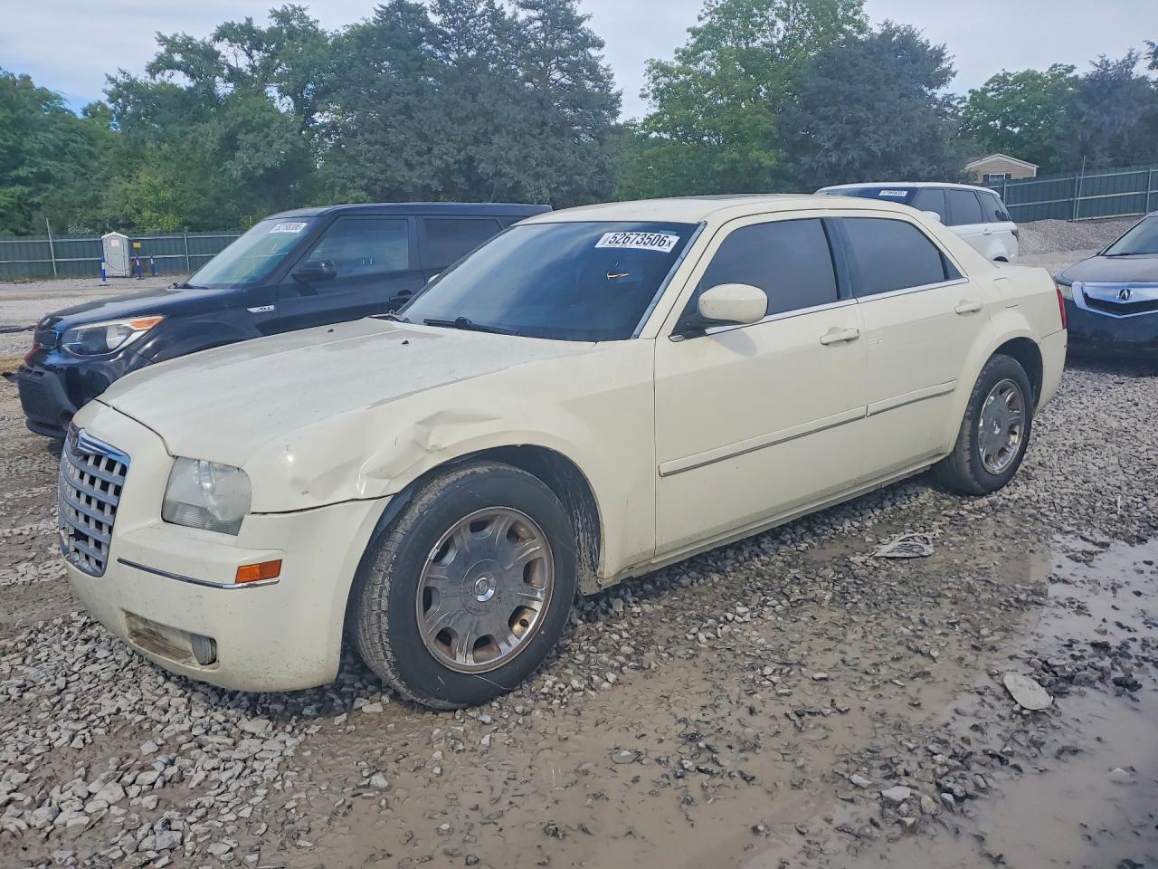 2005 CHRYSLER 300