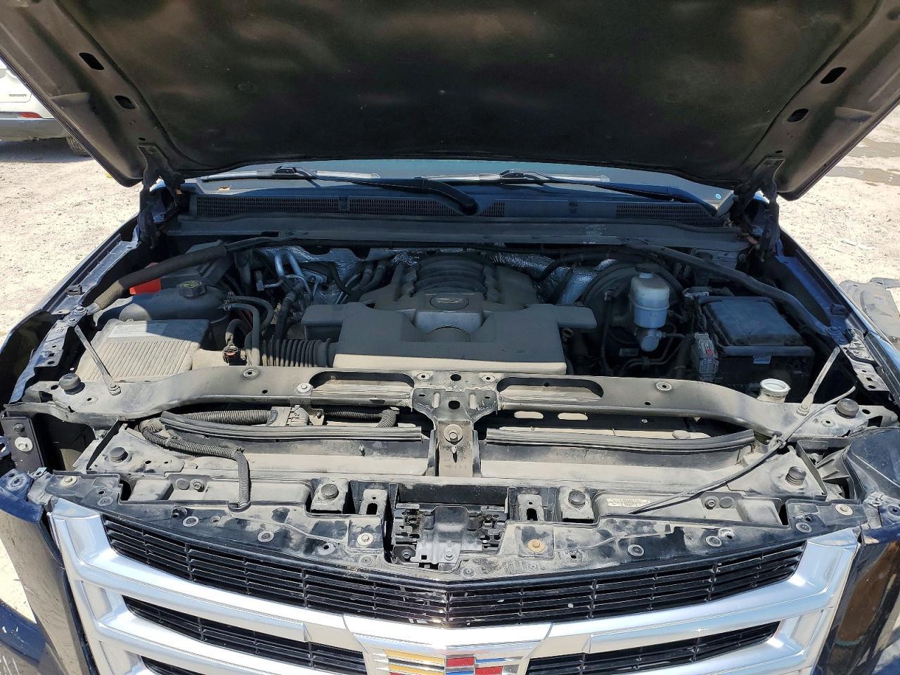2017 CADILLAC ESCALADE