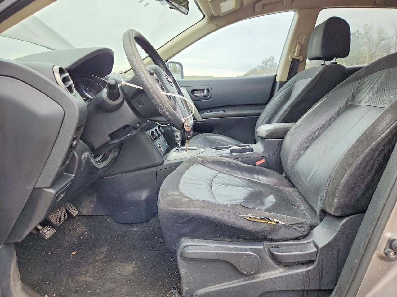 2012 NISSAN ROGUE
