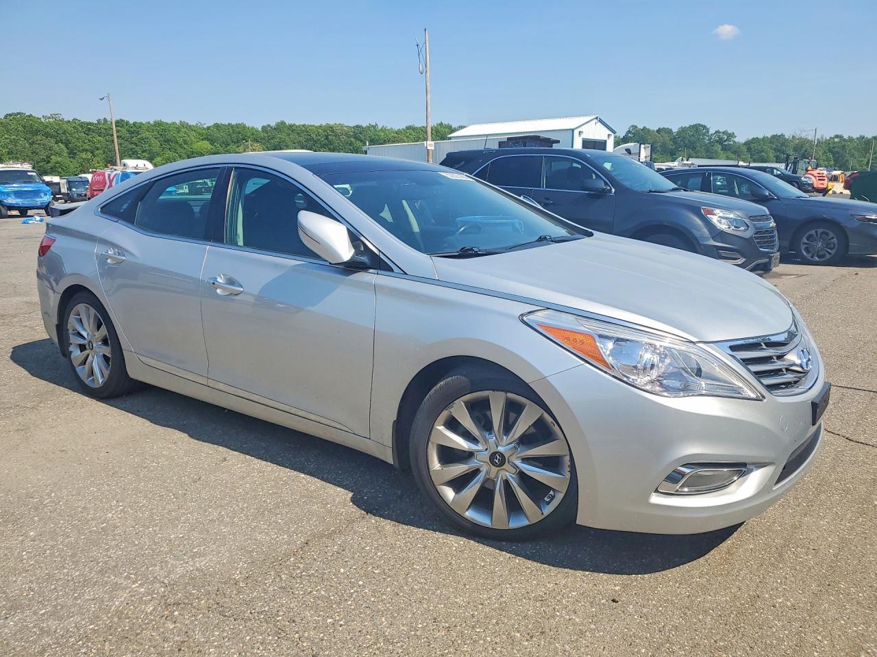 2012 HYUNDAI Azera