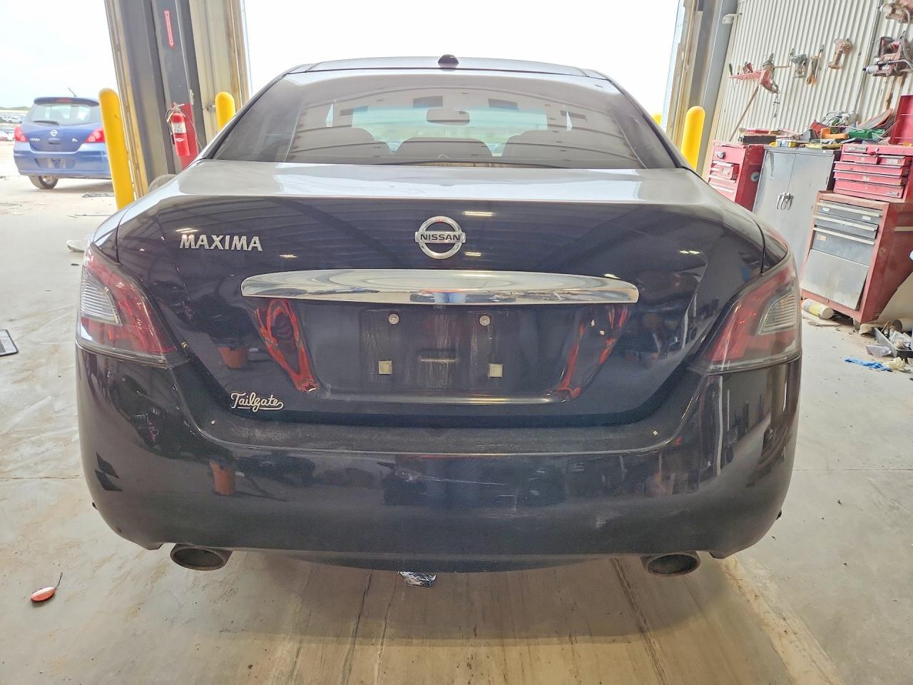2014 NISSAN Maxima