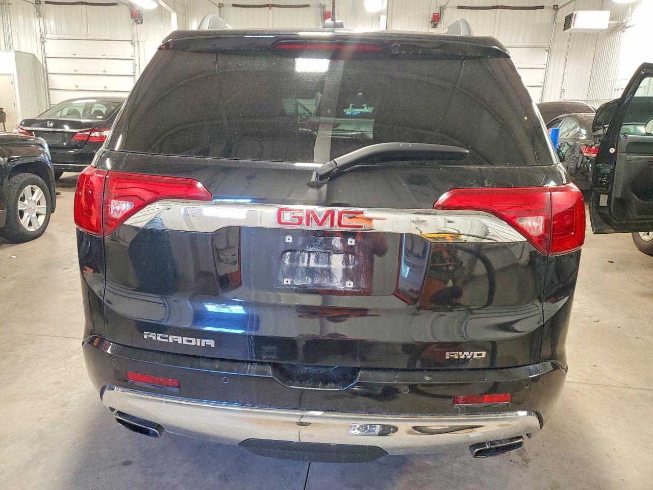 2017 GMC ACADIA