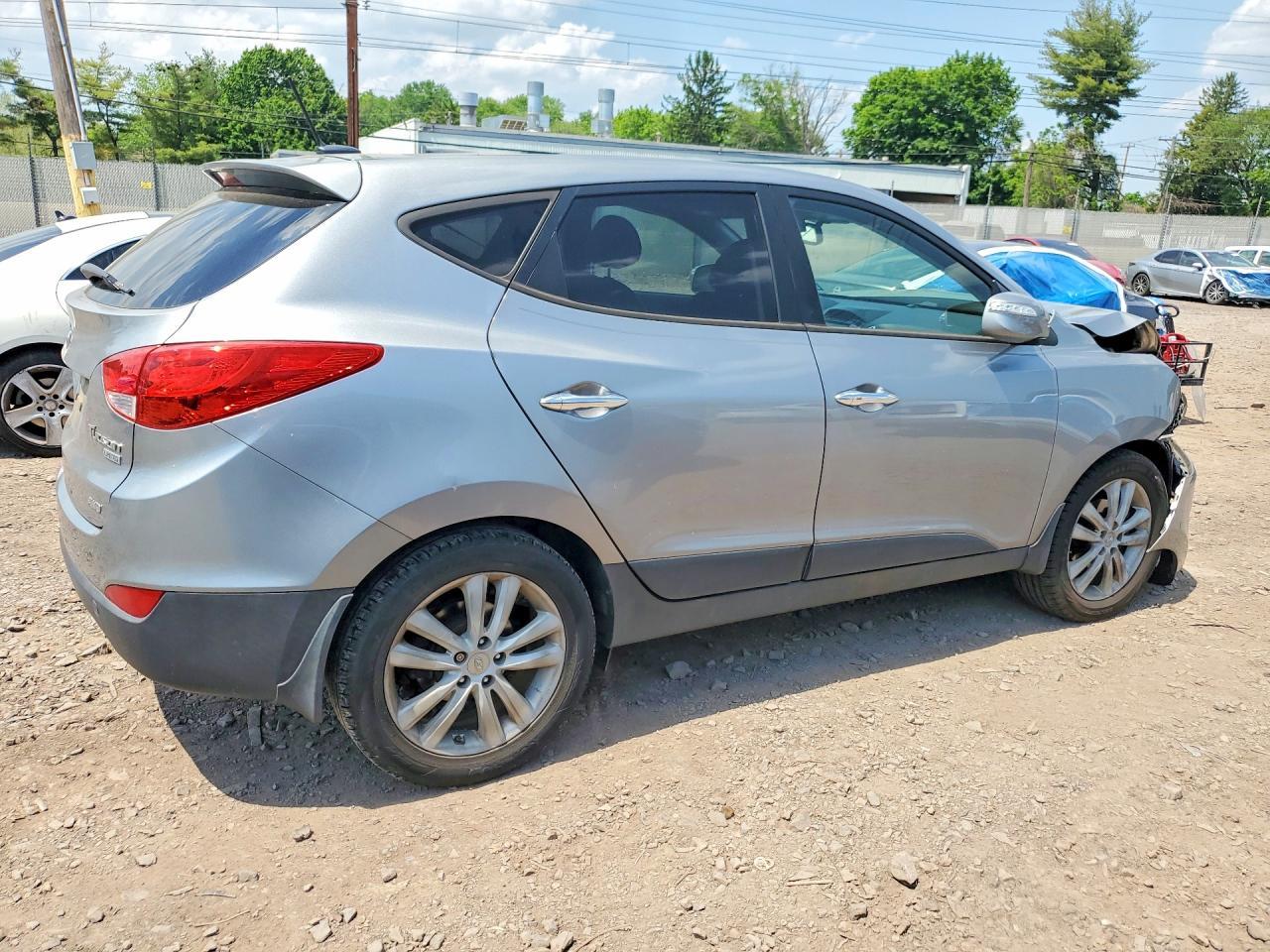 2013 HYUNDAI TUCSON
