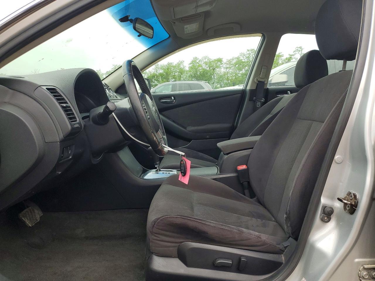 2010 NISSAN ALTIMA