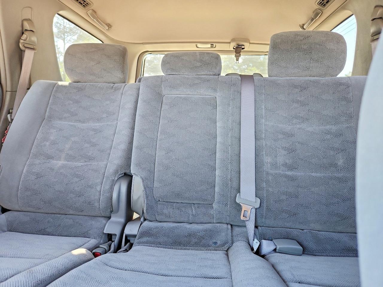 2006 TOYOTA Sequoia